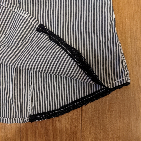 'Jacob' Black&White Vertical Stripe Fitted Blouse Sz S - Picture 8 of 11